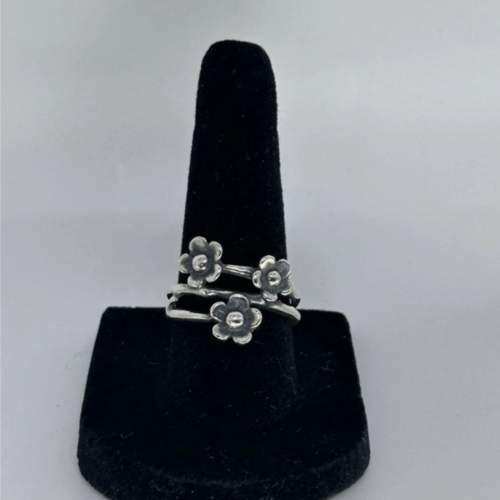 James Avery Silver Floral Ring